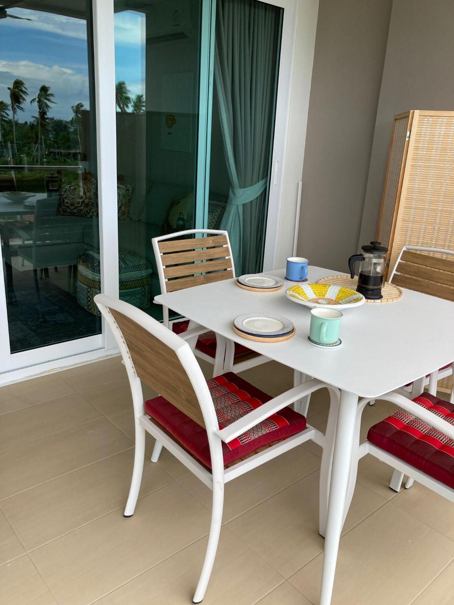 Babylon Sky Garden - Long Term Holiday Rentals Rawai Room photo